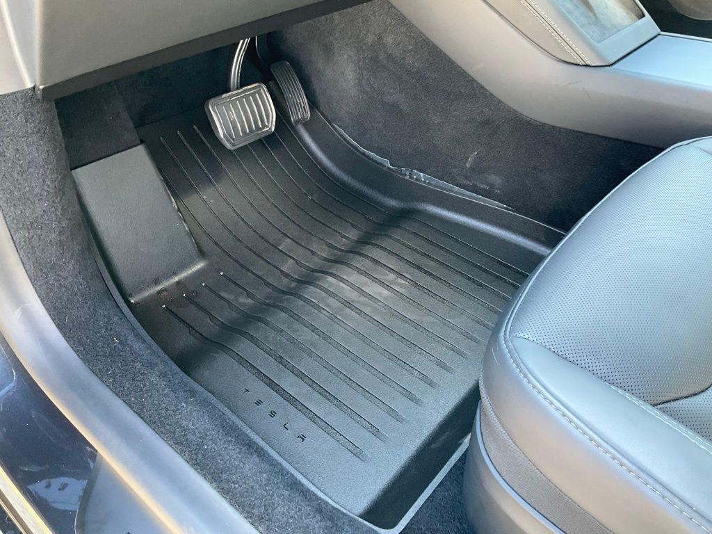 used 2024 Tesla Model 3 car, priced at $35,998