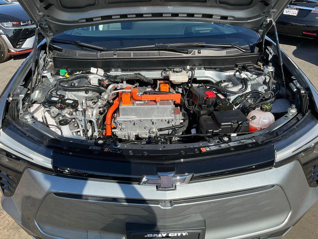 used 2025 Chevrolet Blazer EV car, priced at $35,998