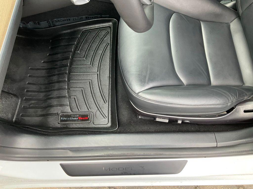 used 2022 Tesla Model 3 car, priced at $17,998