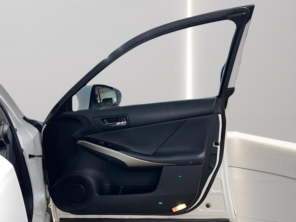 used 2014 Lexus IS 250 car, priced at $12,888