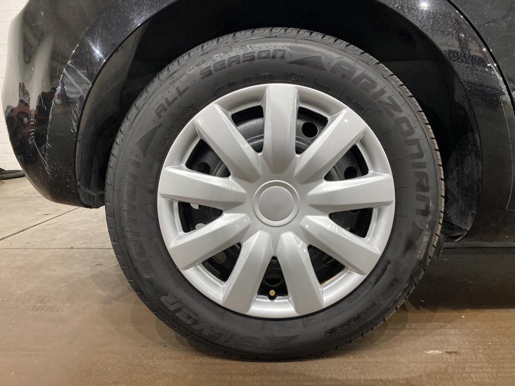 used 2013 Kia Rio car, priced at $4,155