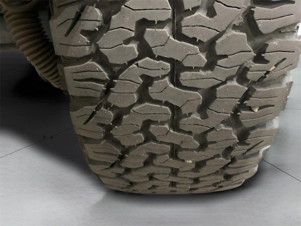 used 2015 Jeep Wrangler Unlimited car, priced at $15,995