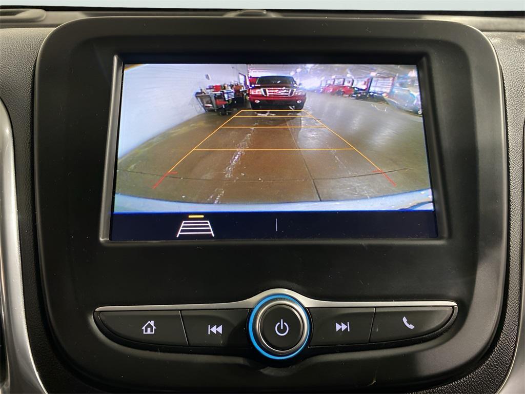 used 2020 Chevrolet Equinox car, priced at $13,122