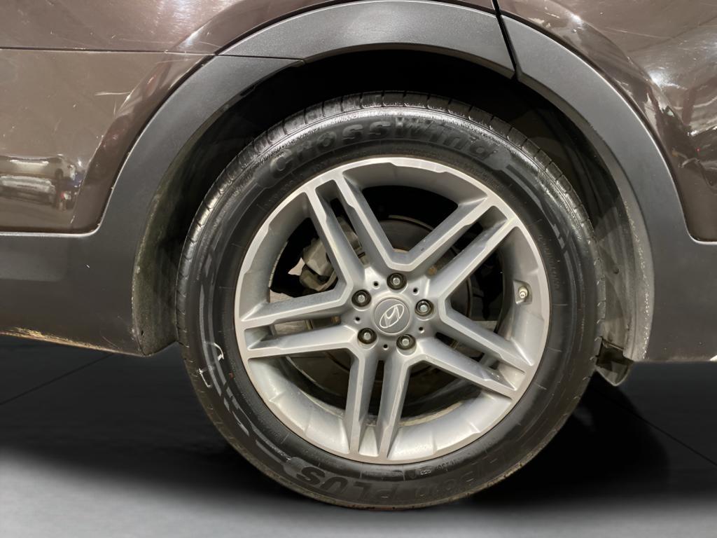 used 2017 Hyundai Santa Fe car, priced at $13,777