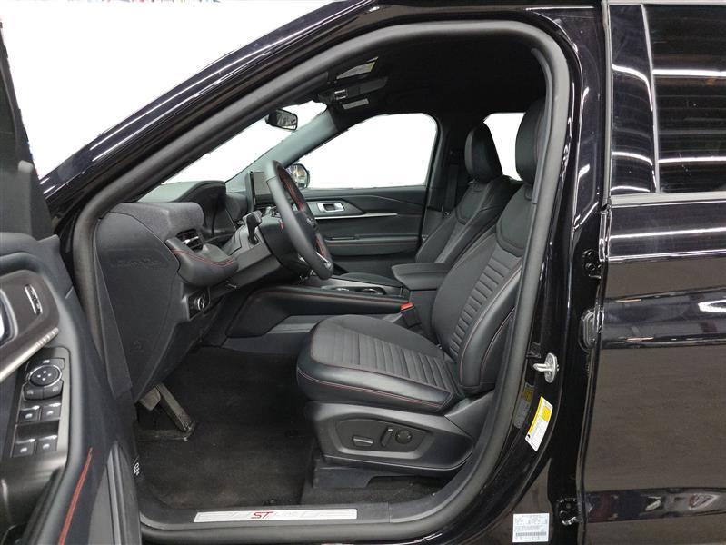 used 2025 Ford Explorer car, priced at $39,500
