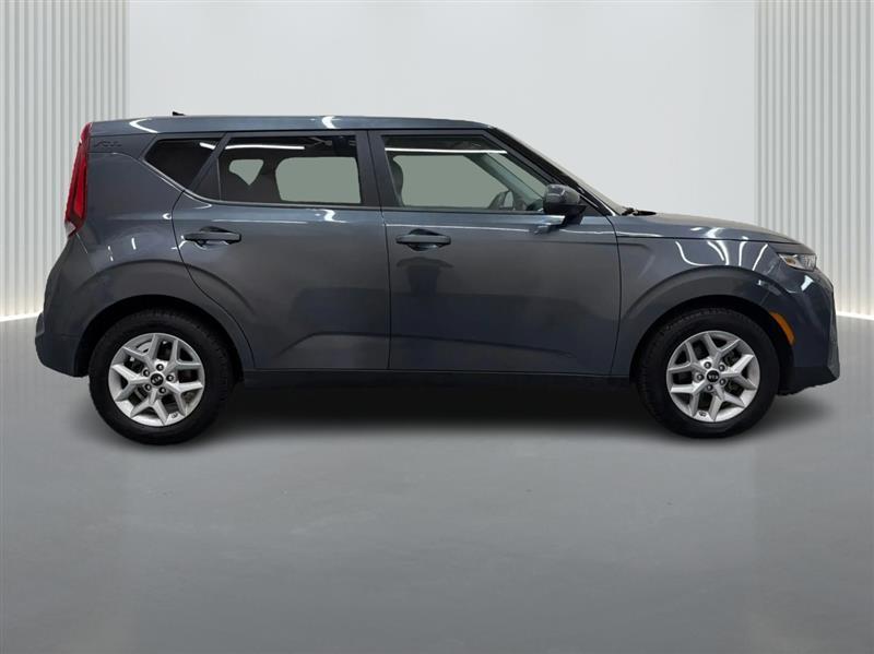 used 2021 Kia Soul car, priced at $10,300
