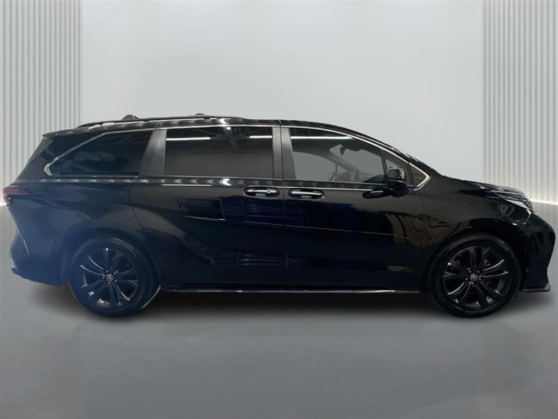 used 2021 Toyota Sienna car, priced at $35,400