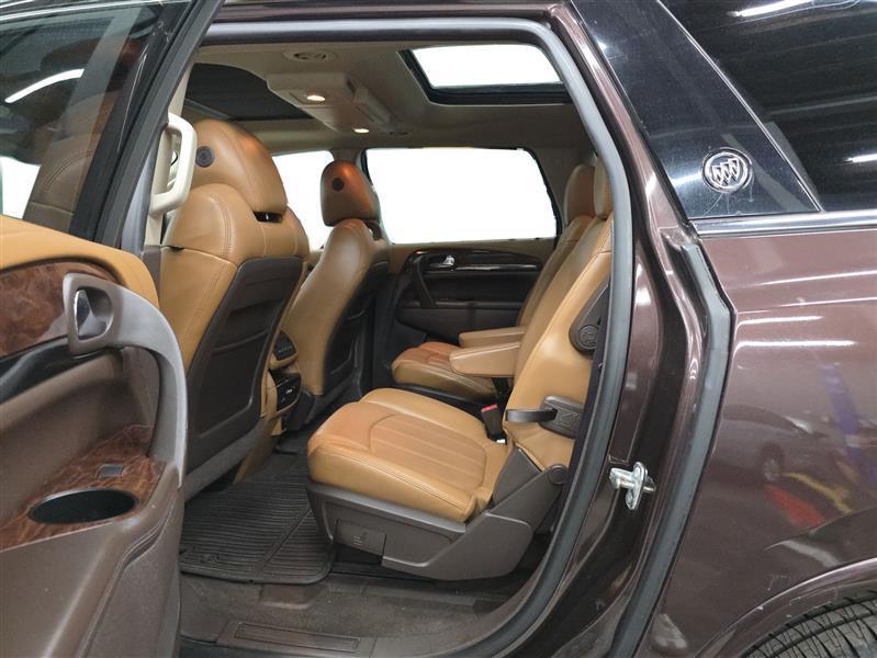 used 2015 Buick Enclave car, priced at $8,000