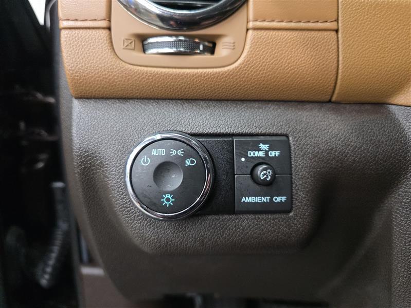 used 2015 Buick Enclave car, priced at $8,000