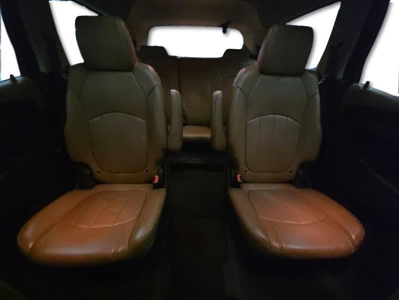 used 2015 Buick Enclave car, priced at $8,000
