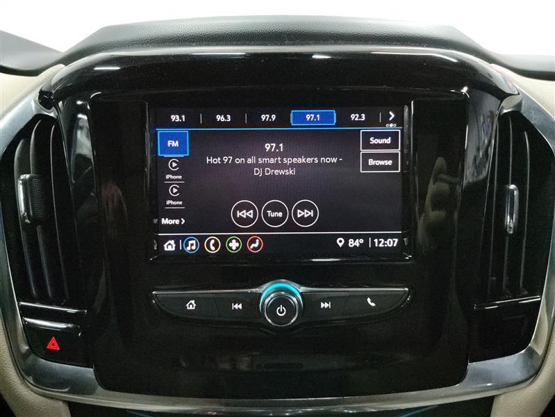 used 2023 Chevrolet Traverse car, priced at $19,900