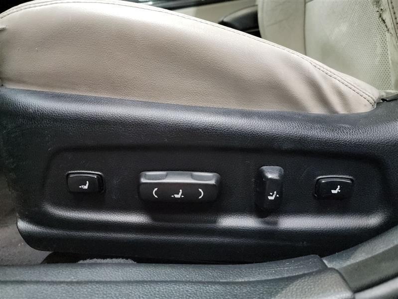 used 2015 Kia Cadenza car, priced at $6,600
