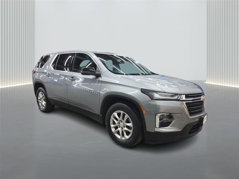 used 2023 Chevrolet Traverse car, priced at $20,300