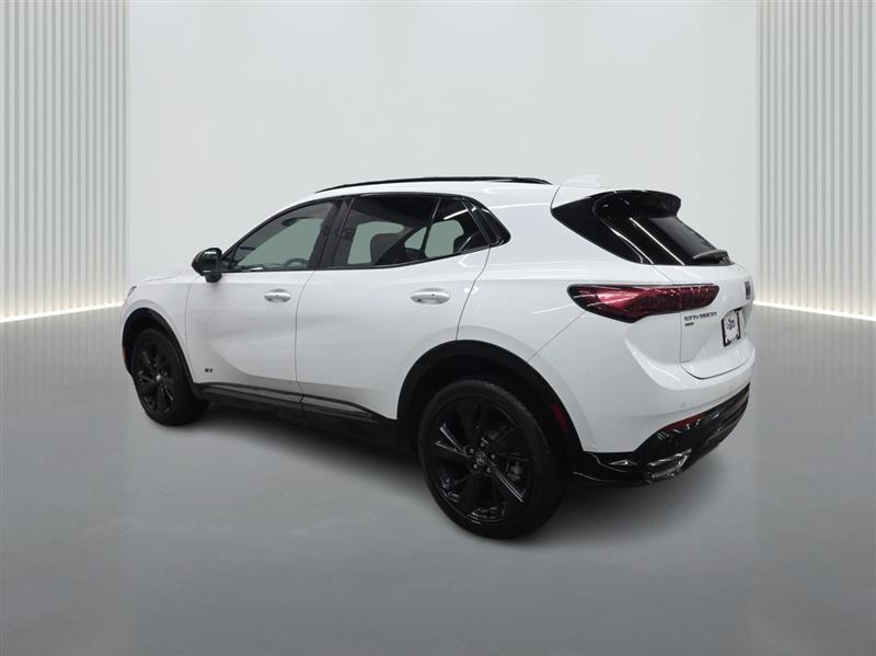 used 2025 Buick Envision car, priced at $28,900