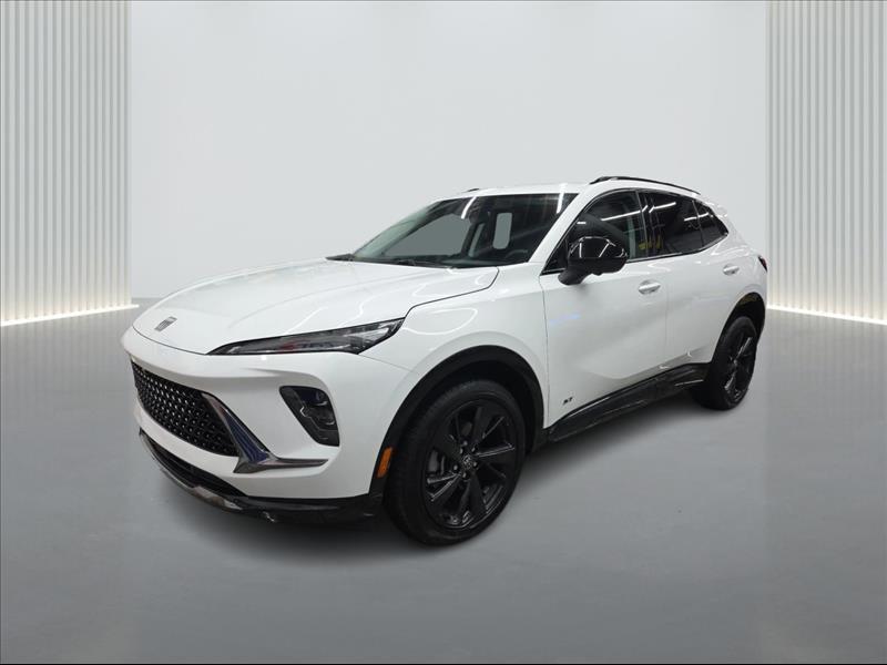 used 2025 Buick Envision car, priced at $28,900