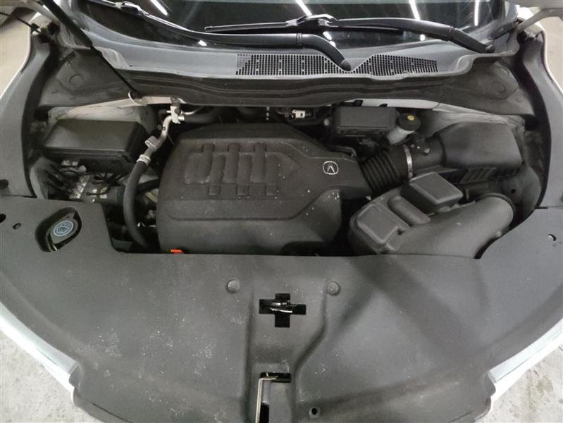 used 2018 Acura MDX car, priced at $13,400