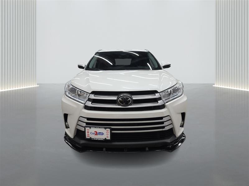used 2018 Toyota Highlander car, priced at $22,900