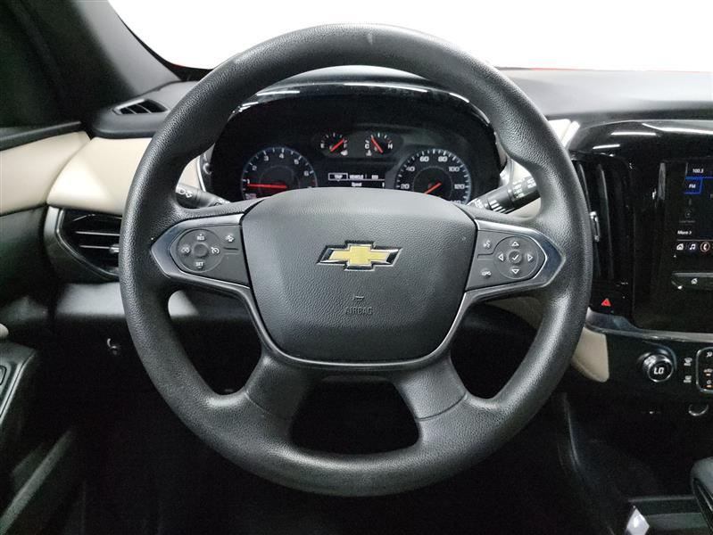 used 2023 Chevrolet Traverse car, priced at $21,300