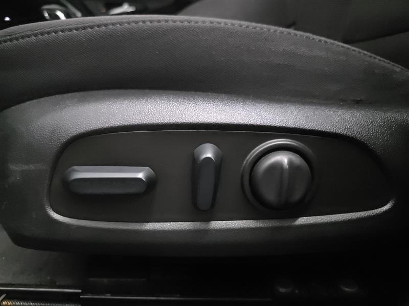 used 2023 Chevrolet Malibu car, priced at $15,900