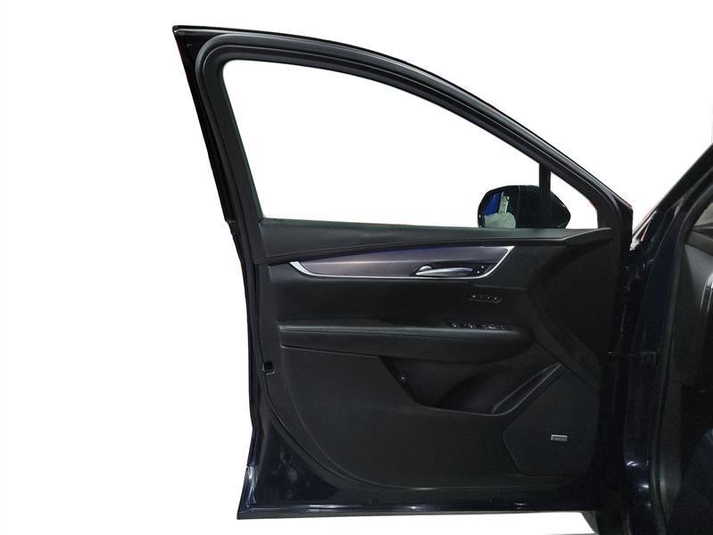 used 2017 Cadillac XT5 car, priced at $10,300