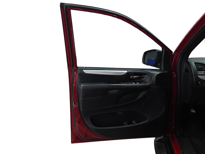 used 2014 Dodge Grand Caravan car, priced at $4,600