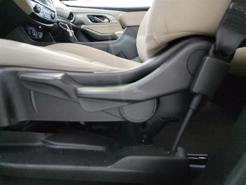 used 2023 Chevrolet Traverse car, priced at $21,600