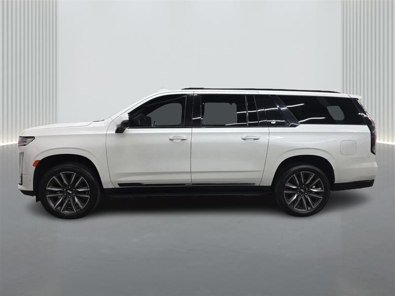 used 2022 Cadillac Escalade ESV car, priced at $59,700