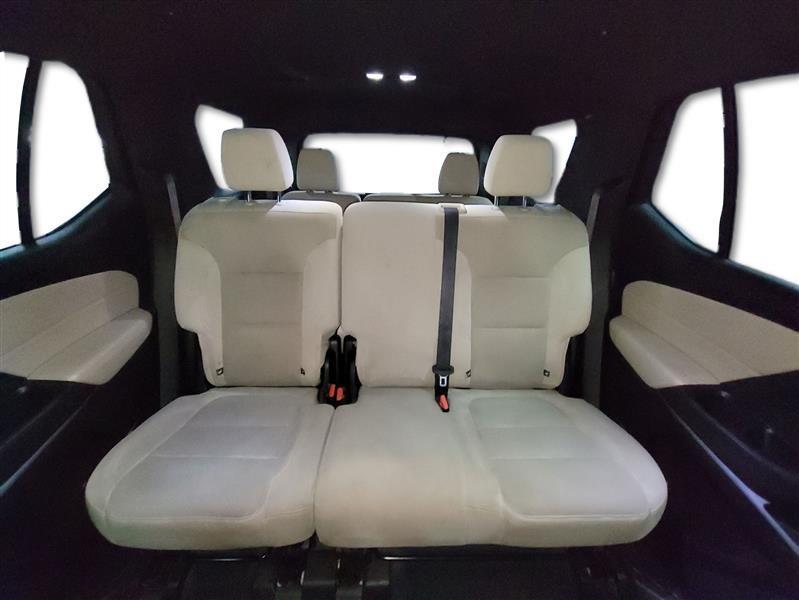 used 2023 Chevrolet Traverse car, priced at $21,900