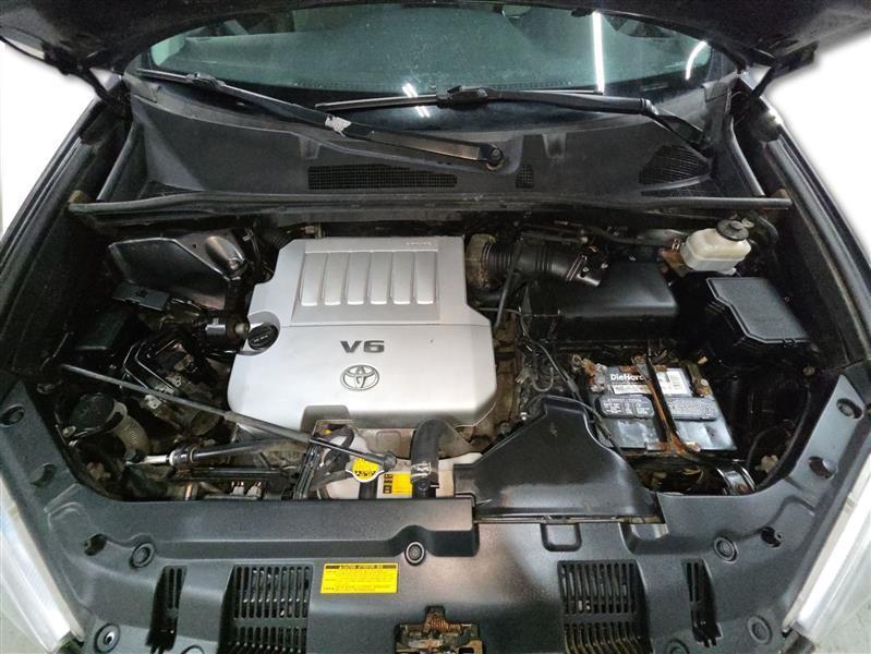 used 2012 Toyota Highlander car, priced at $7,600