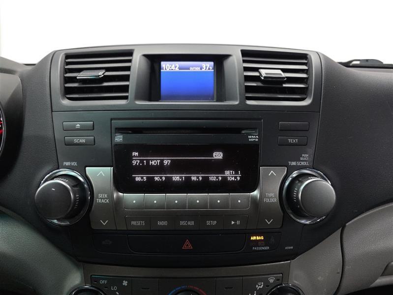 used 2012 Toyota Highlander car, priced at $7,600