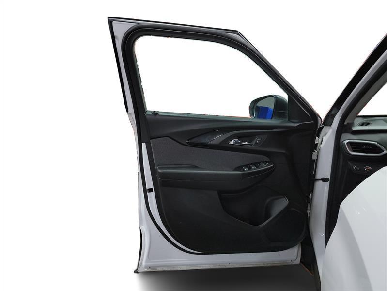 used 2023 Chevrolet TrailBlazer car, priced at $16,500