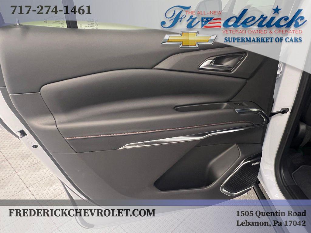 new 2026 Chevrolet Traverse car, priced at $62,484