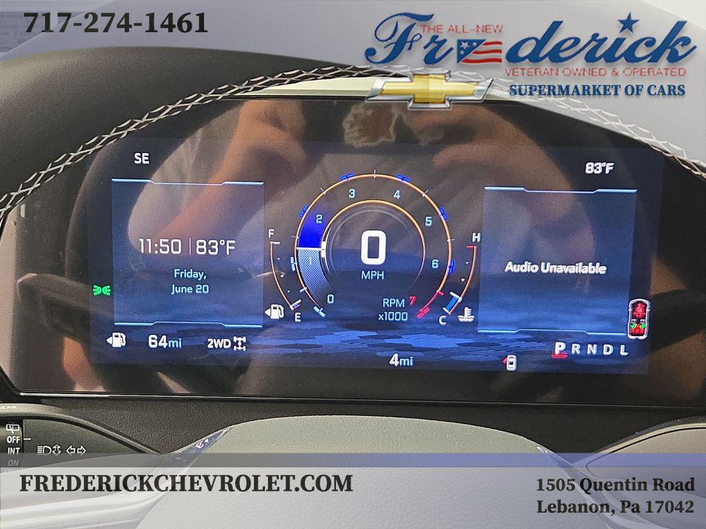 new 2025 Chevrolet Traverse car