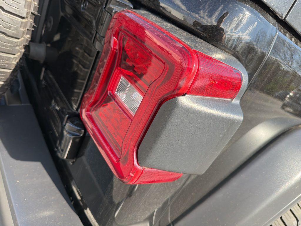 used 2021 Jeep Wrangler Unlimited car, priced at $27,990