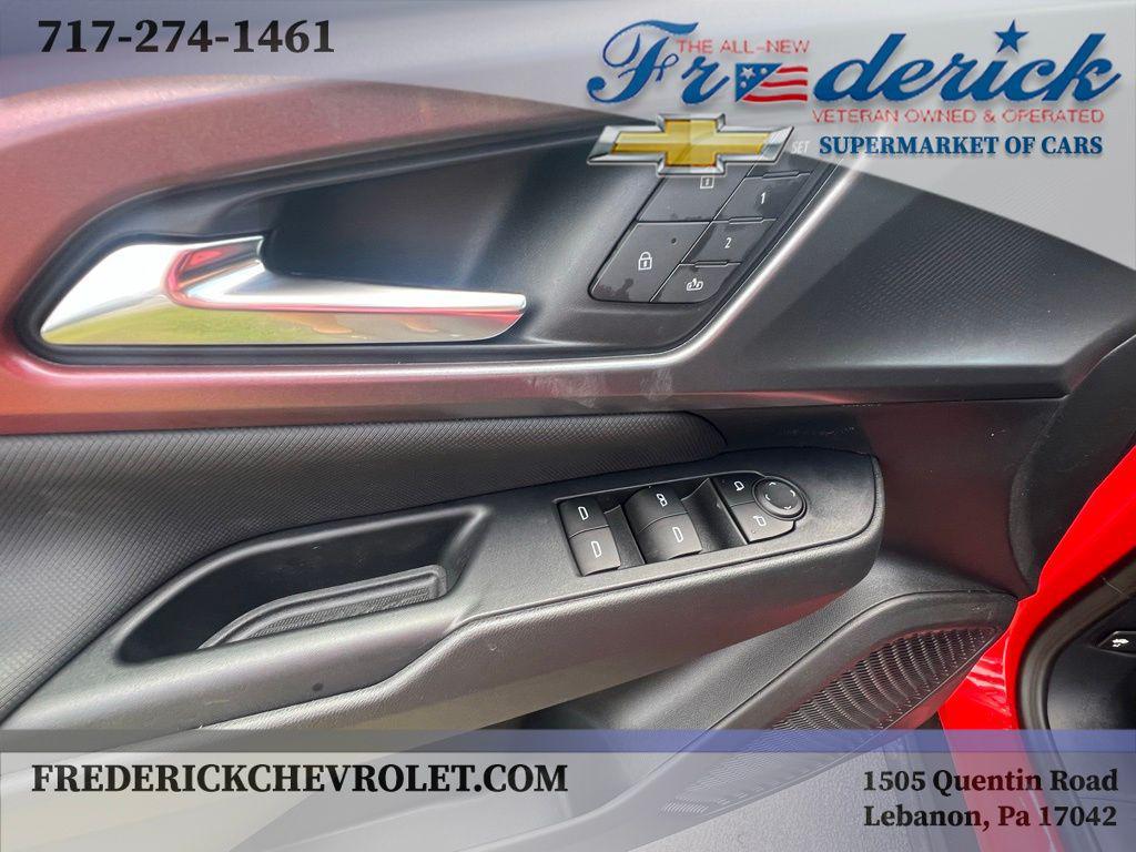 new 2025 Chevrolet Equinox EV car, priced at $40,895