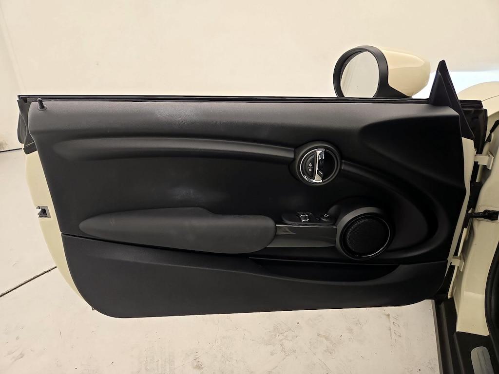 used 2021 MINI Hardtop car, priced at $17,998