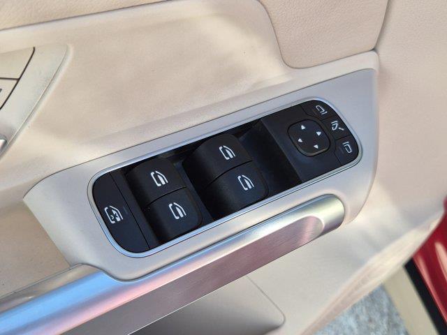 used 2021 Mercedes-Benz GLB 250 car, priced at $19,826