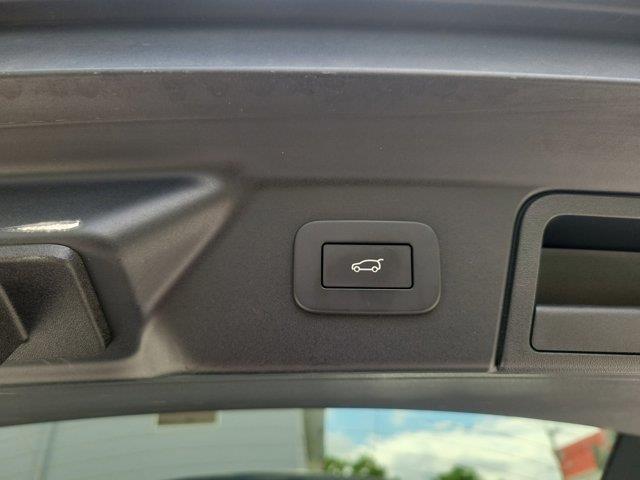 used 2025 Land Rover Range Rover Velar car, priced at $33,456