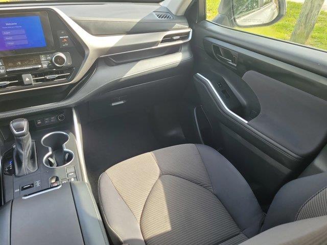 used 2024 Toyota Highlander car, priced at $26,826