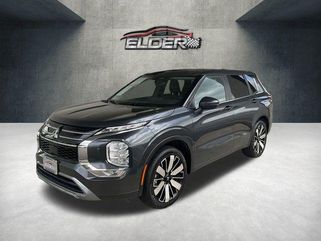 used 2025 Mitsubishi Outlander car, priced at $28,220