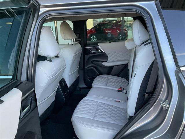 used 2023 Mitsubishi Outlander car, priced at $25,500