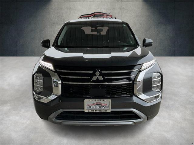 used 2025 Mitsubishi Outlander car, priced at $26,000