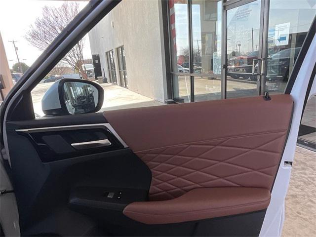 new 2026 Mitsubishi Outlander car, priced at $45,805