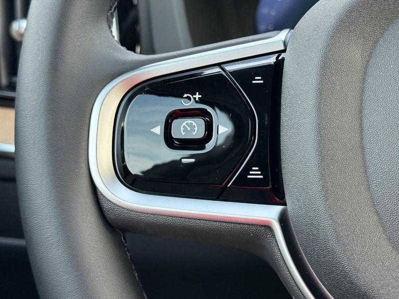 new 2026 Volvo XC60 car, priced at $59,375