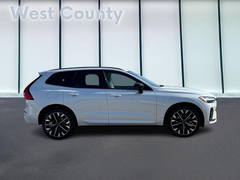 new 2026 Volvo XC60 car, priced at $63,935