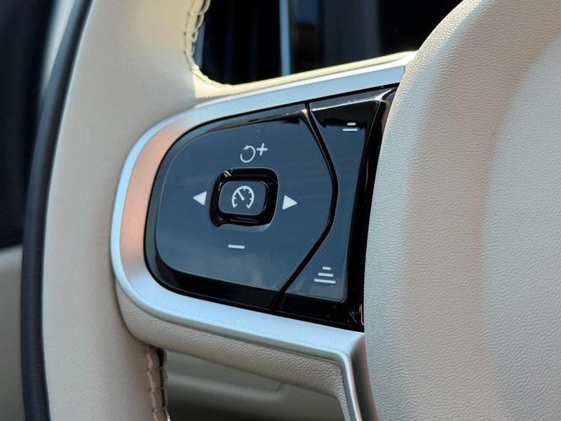 new 2026 Volvo XC60 car, priced at $63,935