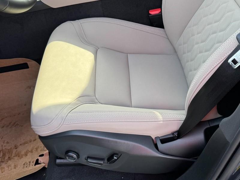 new 2026 Volvo XC90 car, priced at $72,705