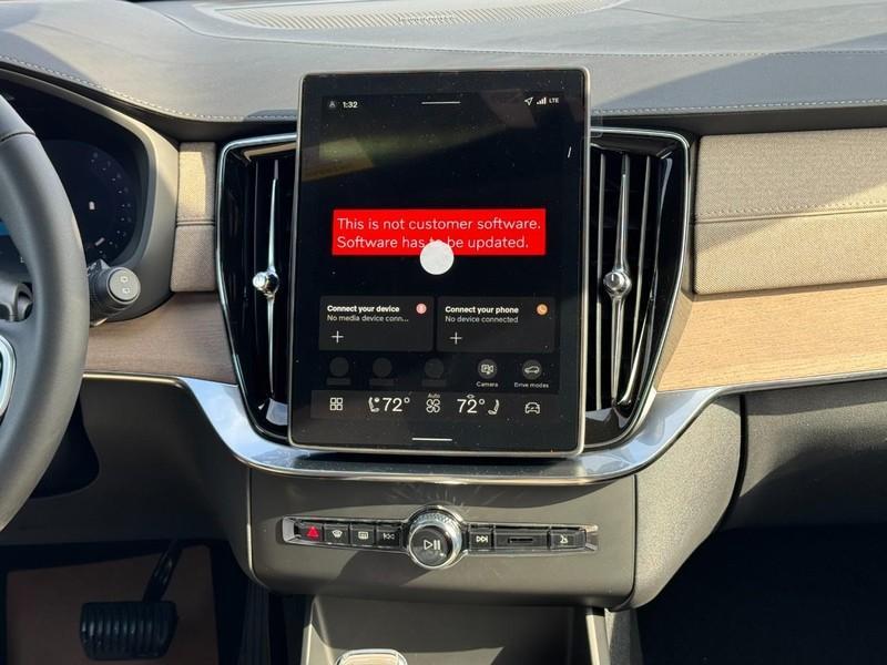 new 2026 Volvo XC90 car, priced at $72,705