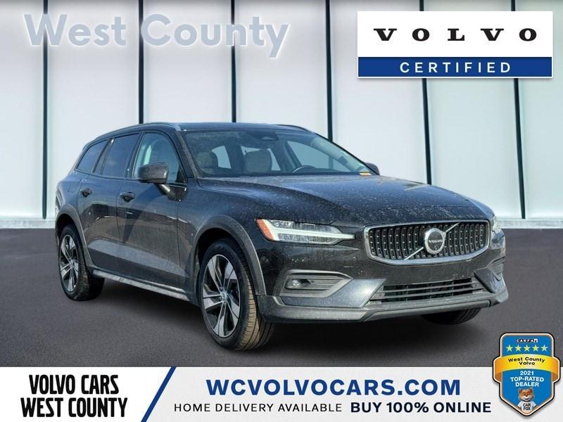 used 2025 Volvo V60 Cross Country car, priced at $35,000