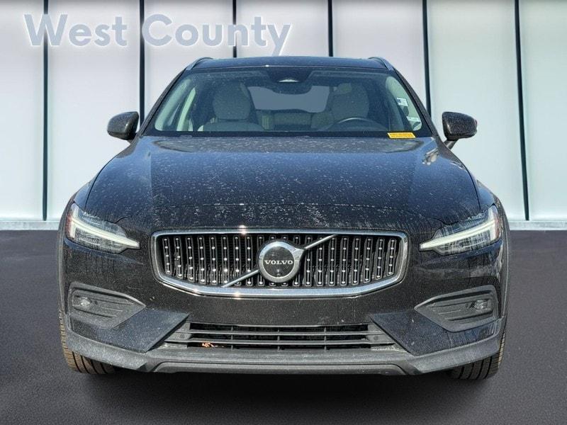 used 2025 Volvo V60 Cross Country car, priced at $35,000